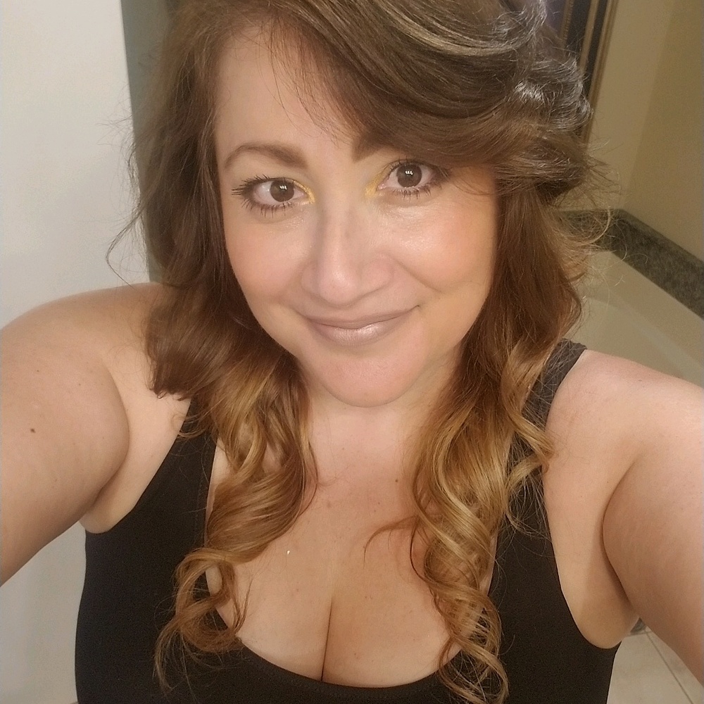 Meet your Posher, Noemi